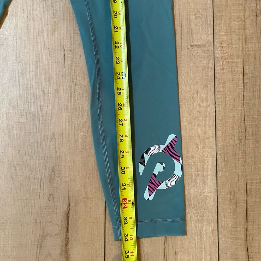 Lululemon x Peloton Leggings - Green, Size M - Picture 7 of 12
